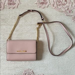 Blush Michael Kors crossbody bag
